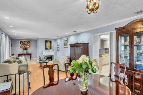 House in Plantation, Florida 4 bedrooms, 224.82 sq.m. № 2087467 - photo 14