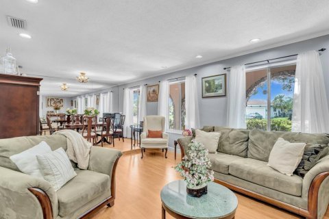 House in Plantation, Florida 4 bedrooms, 224.82 sq.m. № 2087467 - photo 13