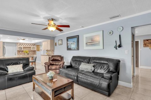 House in Plantation, Florida 4 bedrooms, 224.82 sq.m. № 2087467 - photo 23