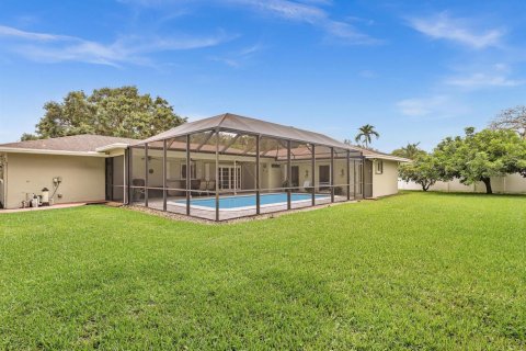 House in Plantation, Florida 4 bedrooms, 224.82 sq.m. № 2087467 - photo 8