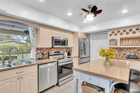 House in Plantation, Florida 4 bedrooms, 224.82 sq.m. № 2087467 - photo 20