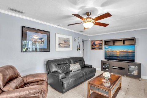 House in Plantation, Florida 4 bedrooms, 224.82 sq.m. № 2087467 - photo 24