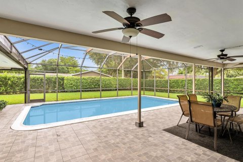 House in Plantation, Florida 4 bedrooms, 224.82 sq.m. № 2087467 - photo 27