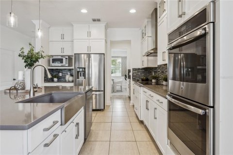 Villa ou maison à vendre à Winter Garden, Floride: 5 chambres, 336.03 m2 № 2157614 - photo 21