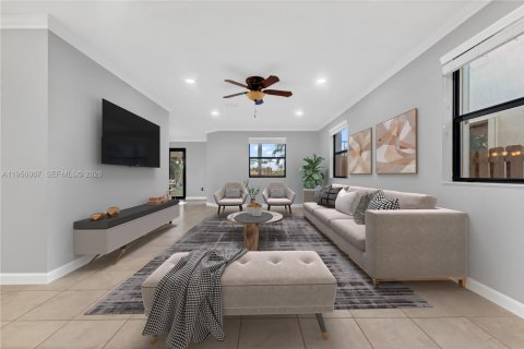 House in Homestead, Florida 5 bedrooms, 231.51 sq.m. № 2011890 - photo 19