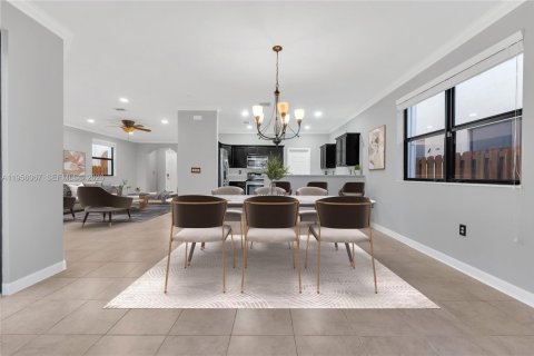 House in Homestead, Florida 5 bedrooms, 231.51 sq.m. № 2011890 - photo 23