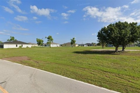 Land in Punta Gorda, Florida № 2106081 - photo 2