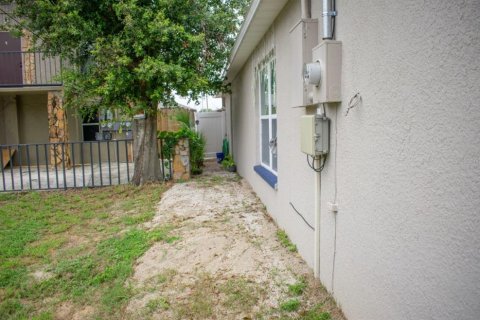 House in Lake Wales, Florida 3 bedrooms, 118.17 sq.m. № 1912179 - photo 8