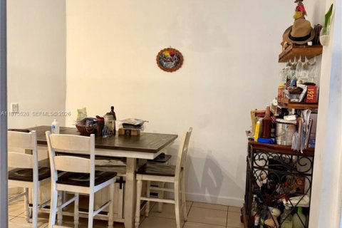 Casa en venta en Miramar, Florida, 3 dormitorios, 143.26 m2 № 2038475 - foto 4