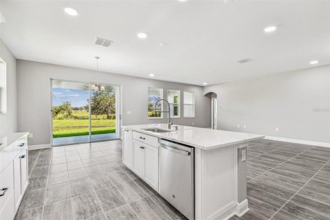 Casa en venta en Wesley Chapel, Florida, 5 dormitorios, 288.93 m2 № 1690604 - foto 20