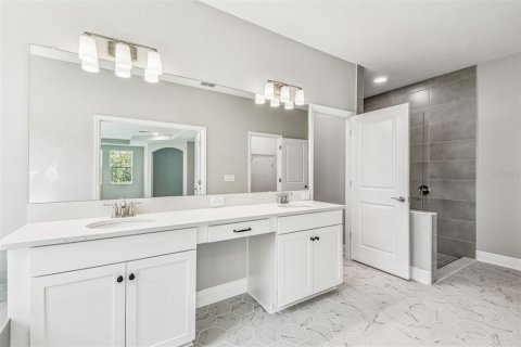 Casa en venta en Wesley Chapel, Florida, 5 dormitorios, 288.93 m2 № 1690604 - foto 28