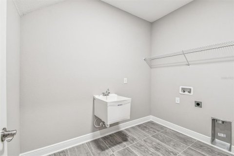 Casa en venta en Wesley Chapel, Florida, 5 dormitorios, 288.93 m2 № 1690604 - foto 14