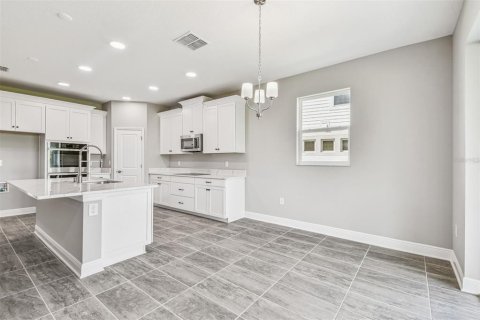 Casa en venta en Wesley Chapel, Florida, 5 dormitorios, 288.93 m2 № 1690604 - foto 22