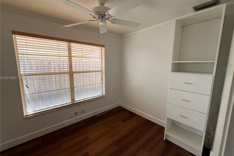 Villa ou maison à louer à Jensen Beach, Floride: 2 chambres, 96.99 m2 № 2076545 - photo 5