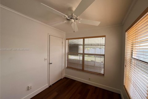 Villa ou maison à louer à Jensen Beach, Floride: 2 chambres, 96.99 m2 № 2076545 - photo 6
