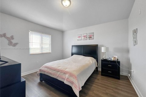 Condo in Cutler Bay, Florida, 3 bedrooms  № 1878405 - photo 6
