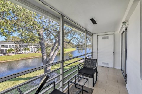 Condominio en venta en Deerfield Beach, Florida, 2 dormitorios, 76.18 m2 № 1994863 - foto 28