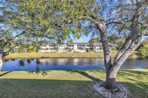 Condominio en venta en Deerfield Beach, Florida, 2 dormitorios, 76.18 m2 № 1994863 - foto 29