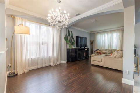 Villa ou maison à vendre à Kissimmee, Floride: 5 chambres, 262.08 m2 № 2420039 - photo 13