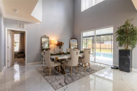 Villa ou maison à vendre à Kissimmee, Floride: 5 chambres, 262.08 m2 № 2420039 - photo 16