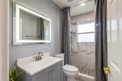 Villa ou maison à vendre à Kissimmee, Floride: 5 chambres, 262.08 m2 № 2420039 - photo 30