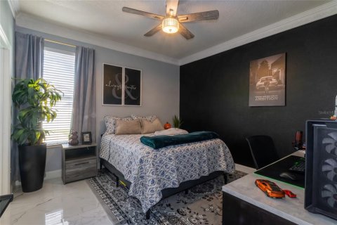 Villa ou maison à vendre à Kissimmee, Floride: 5 chambres, 262.08 m2 № 2420039 - photo 19