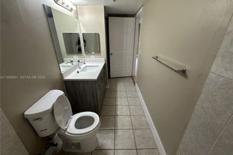 Снять в аренду кондоминиум в Коконат Крик, Флорида 3 спальни, 120.68м2, № 2018058 - фото 12