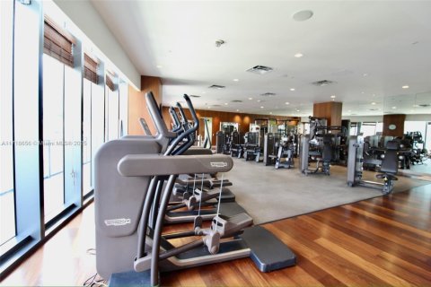 Condo in Miami, Florida, 2 bedrooms  № 1702634 - photo 10
