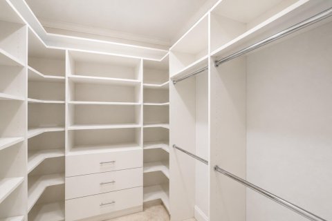 Villa ou maison à louer à Miami, Floride: 5 chambres, 399.94 m2 № 2252787 - photo 27