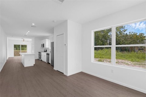 House in Sanford, Florida 3 bedrooms, 111.48 sq.m. № 1855418 - photo 8