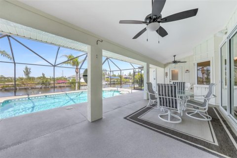 House in Port Charlotte, Florida 3 bedrooms, 168.9 sq.m. № 1591036 - photo 24