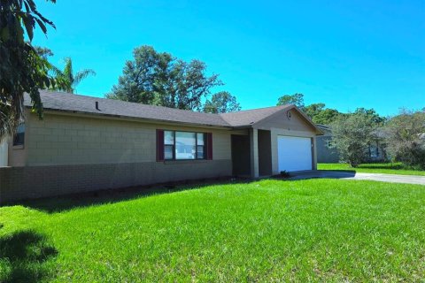 Villa ou maison à louer à Altamonte Springs, Floride: 3 chambres, 151.06 m2 № 2415188 - photo 19