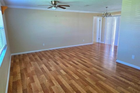 Villa ou maison à louer à Altamonte Springs, Floride: 3 chambres, 151.06 m2 № 2415188 - photo 4
