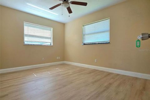 Villa ou maison à louer à Altamonte Springs, Floride: 3 chambres, 151.06 m2 № 2415188 - photo 12