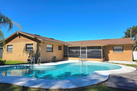 Villa ou maison à louer à Altamonte Springs, Floride: 3 chambres, 151.06 m2 № 2415188 - photo 2