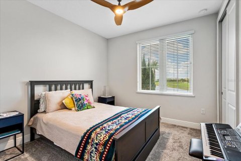 Townhouse in LAKESHORE in Winter Garden, Florida 3 bedrooms, 190.64 sq.m. № 2227820 - photo 28