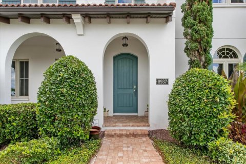 Townhouse in LAKESHORE in Winter Garden, Florida 3 bedrooms, 190.64 sq.m. № 2227820 - photo 4