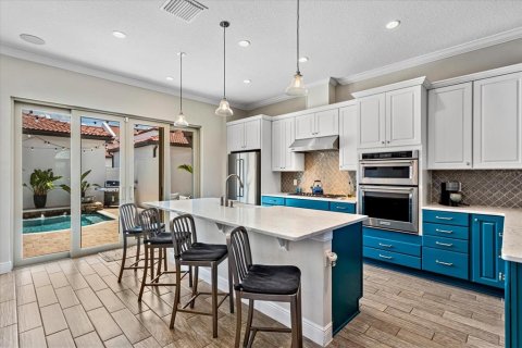 Townhouse in LAKESHORE in Winter Garden, Florida 3 bedrooms, 190.64 sq.m. № 2227820 - photo 13