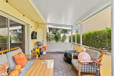 Купить кондоминиум в Хайполюксо, Флорида 3 спальни, 110.46м2, № 2048772 - фото 17