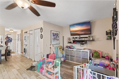 Купить кондоминиум в Хайполюксо, Флорида 3 спальни, 110.46м2, № 2048772 - фото 14