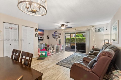 Купить кондоминиум в Хайполюксо, Флорида 3 спальни, 110.46м2, № 2048772 - фото 10