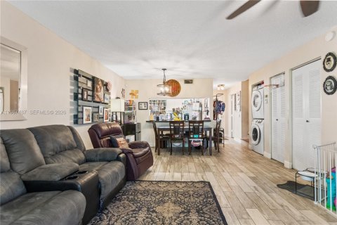 Купить кондоминиум в Хайполюксо, Флорида 3 спальни, 110.46м2, № 2048772 - фото 12