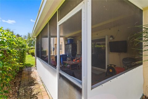 Купить кондоминиум в Хайполюксо, Флорида 3 спальни, 110.46м2, № 2048772 - фото 19