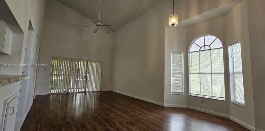 Condo à West Palm Beach, Floride, 3 chambres № 1947533