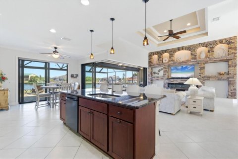 Villa ou maison à vendre à Port Charlotte, Floride: 3 chambres, 204.48 m2 № 2211087 - photo 22
