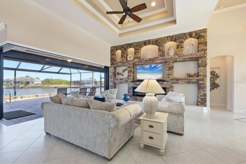 Villa ou maison à vendre à Port Charlotte, Floride: 3 chambres, 204.48 m2 № 2211087 - photo 13