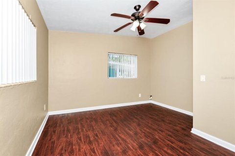 House in Orlando, Florida 3 bedrooms, 97.55 sq.m. № 1721419 - photo 20