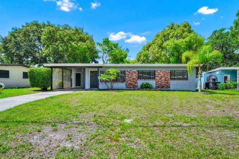 House in Orlando, Florida 3 bedrooms, 97.55 sq.m. № 1721419 - photo 2