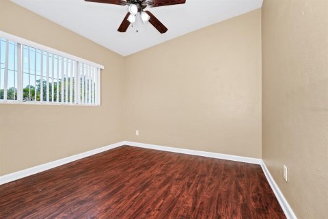 House in Orlando, Florida 3 bedrooms, 97.55 sq.m. № 1721419 - photo 25