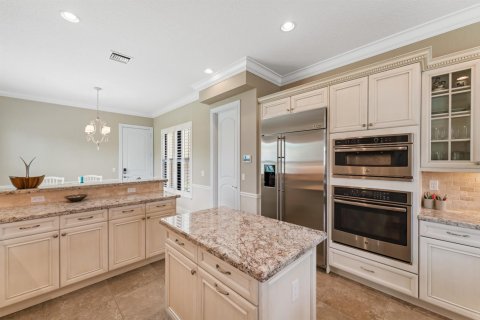 Villa ou maison à louer à Palm City, Floride: 5 chambres, 335.47 m2 № 2388404 - photo 12